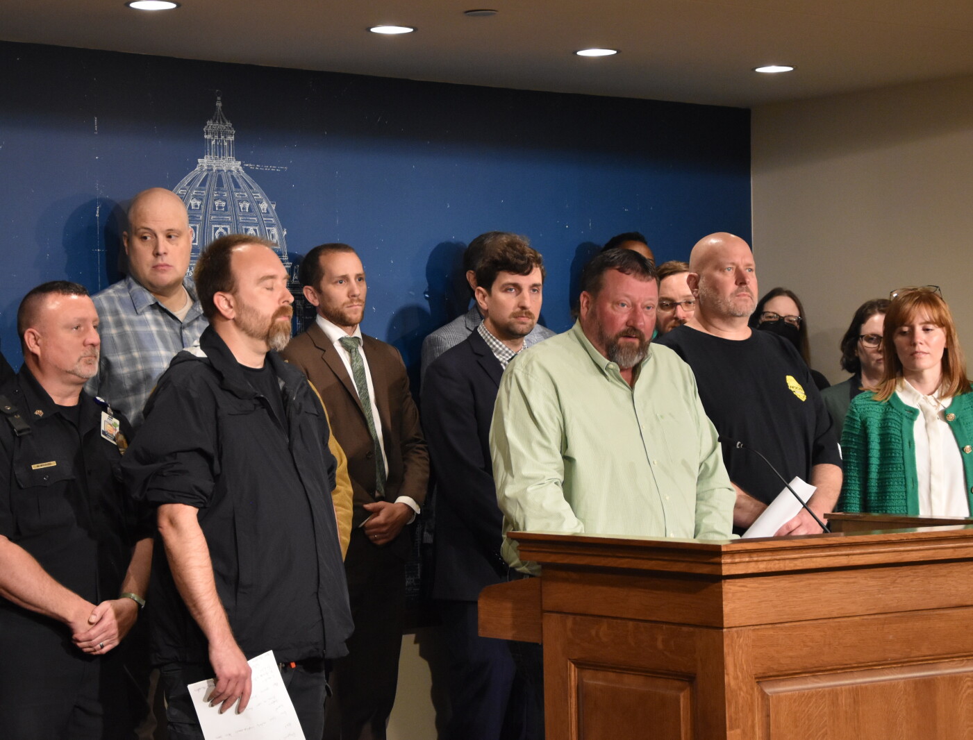 Mn Doc Minnesota corrections officers, unions demand halt to proposed closure ...