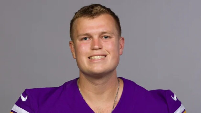 vikings-mugs-Ryan-Wright