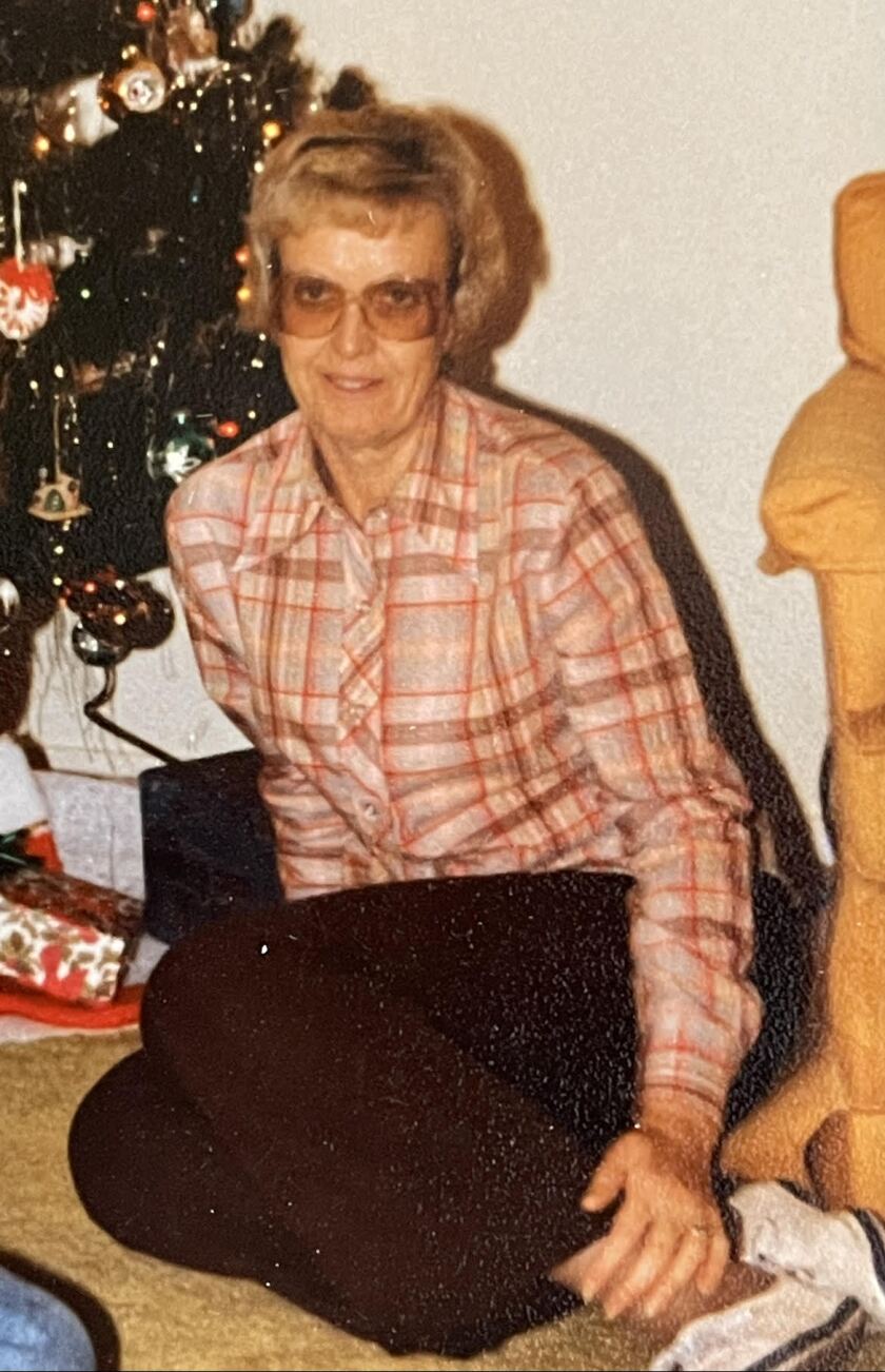 bettylouxmas.jpg