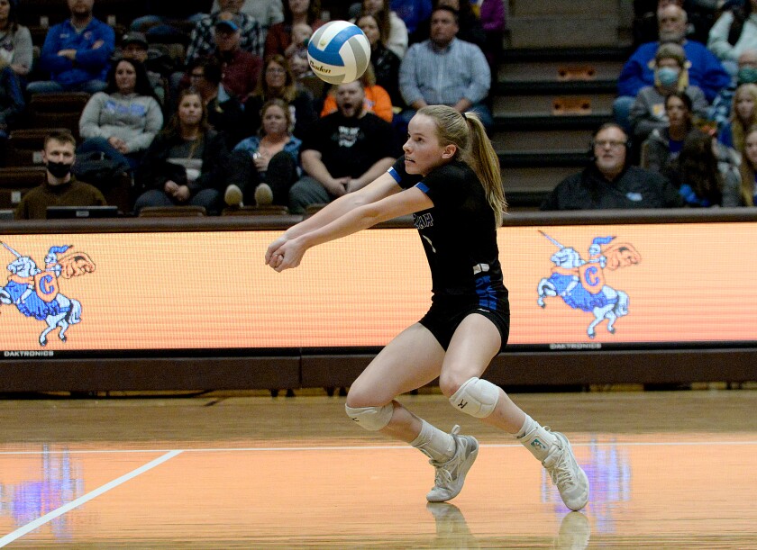110221.S.WCT.MACCRAY VB Sydney Thein dig (1).jpg