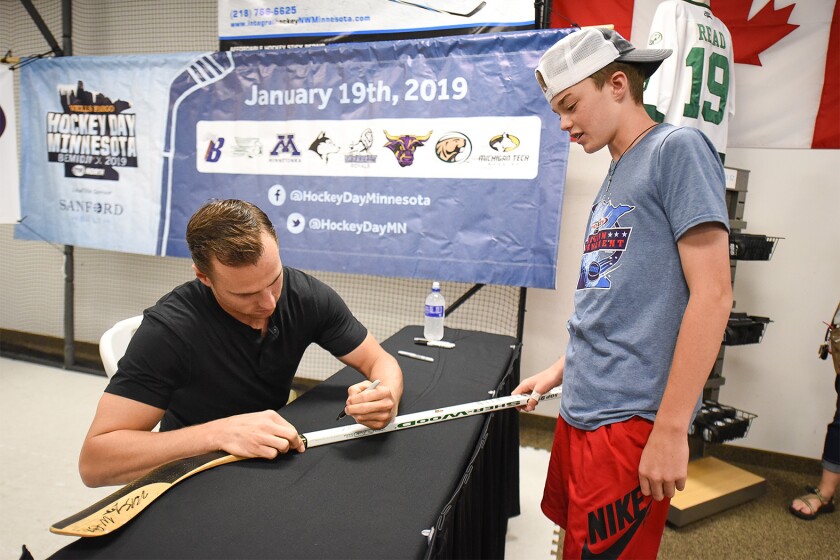 Read receives warm reception: Former Beaver star, newest Wild member ...