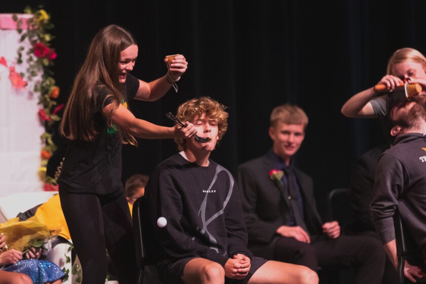 9-19-22HomecomingCoronation-18.jpg