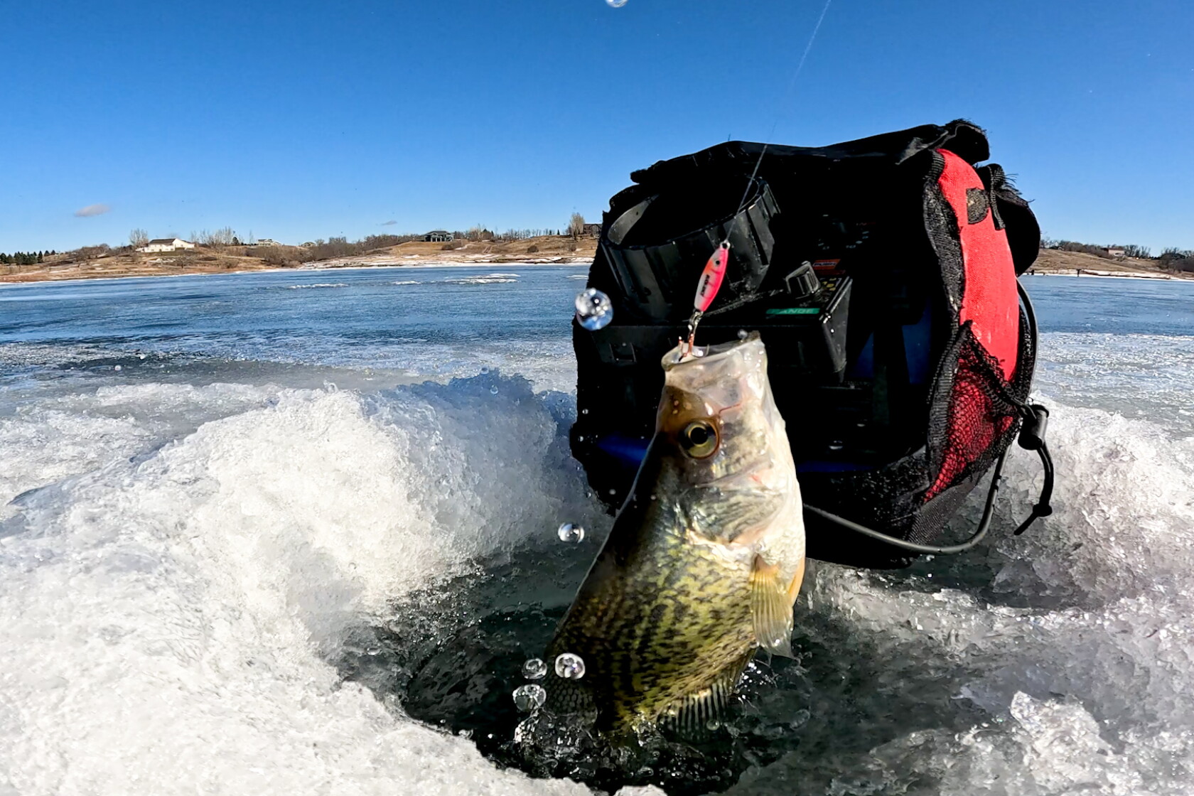 Cropie Rig Video: Ice fishing for crappie at North Dakota's Jamestown Reservoir ...