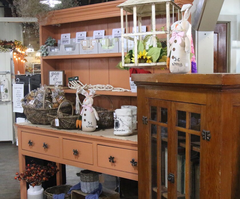 Warehouse West five items for sale 021022.jpg