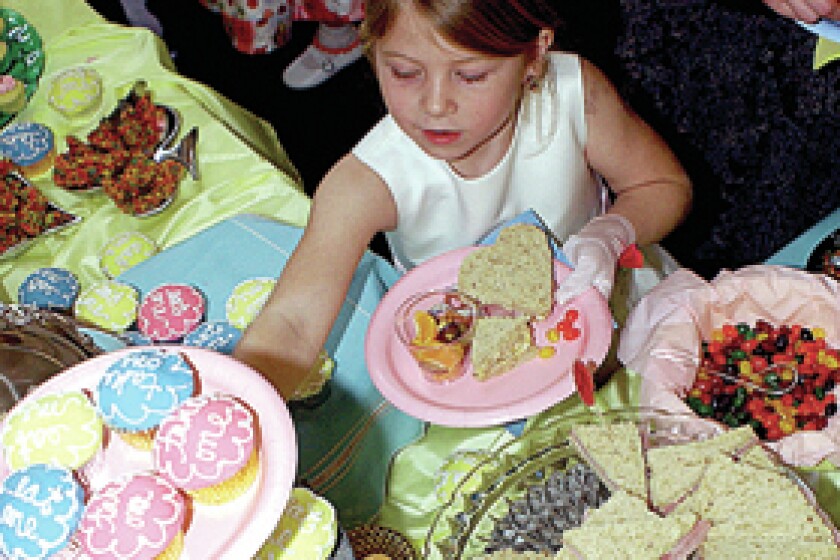 65332+032412-wonderland-tea-party-03.jpg