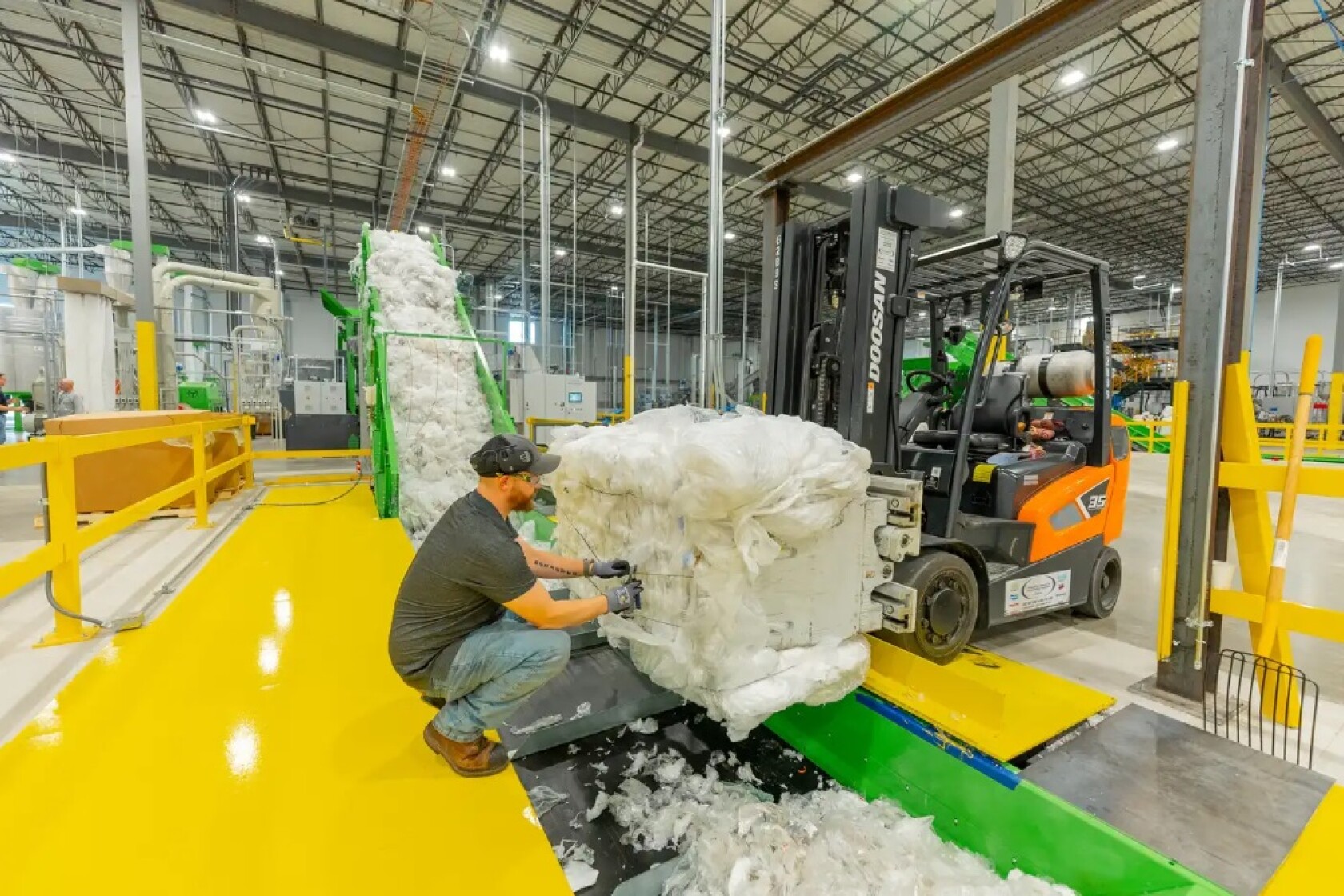 Plastic Film Recycling Facility Ramps Up To Fill Gap In Minnesota plastic-film-recycling-facility-ramps-up-to-fill-gap-in-minnesota