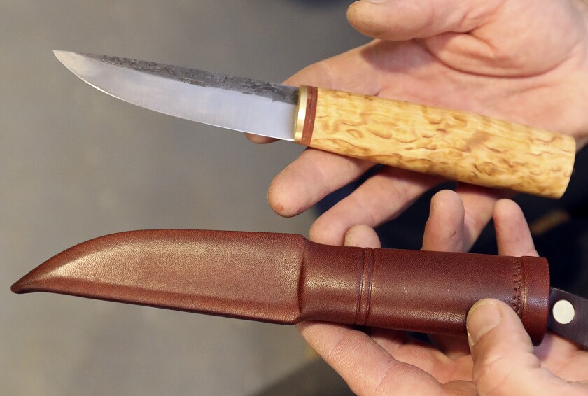 112120.F.DNT.KnivesC2.jpg
