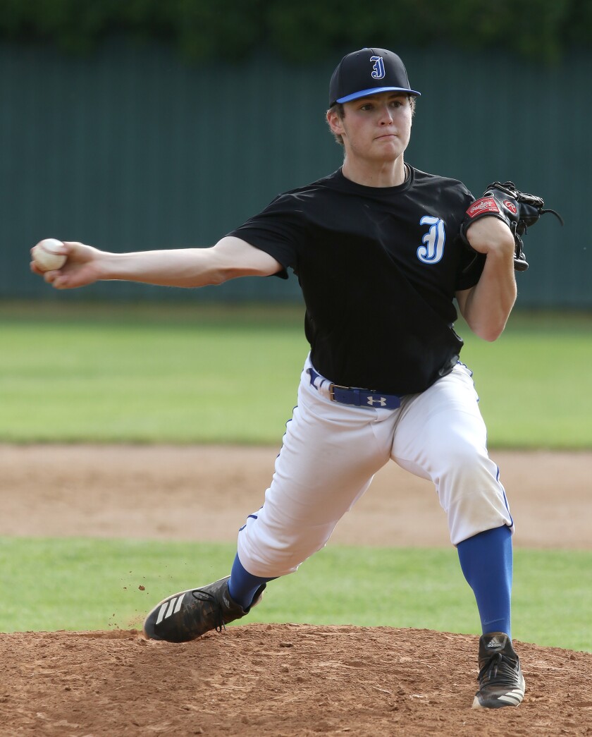 Eagles baseball Anderson pitch 061020.jpg
