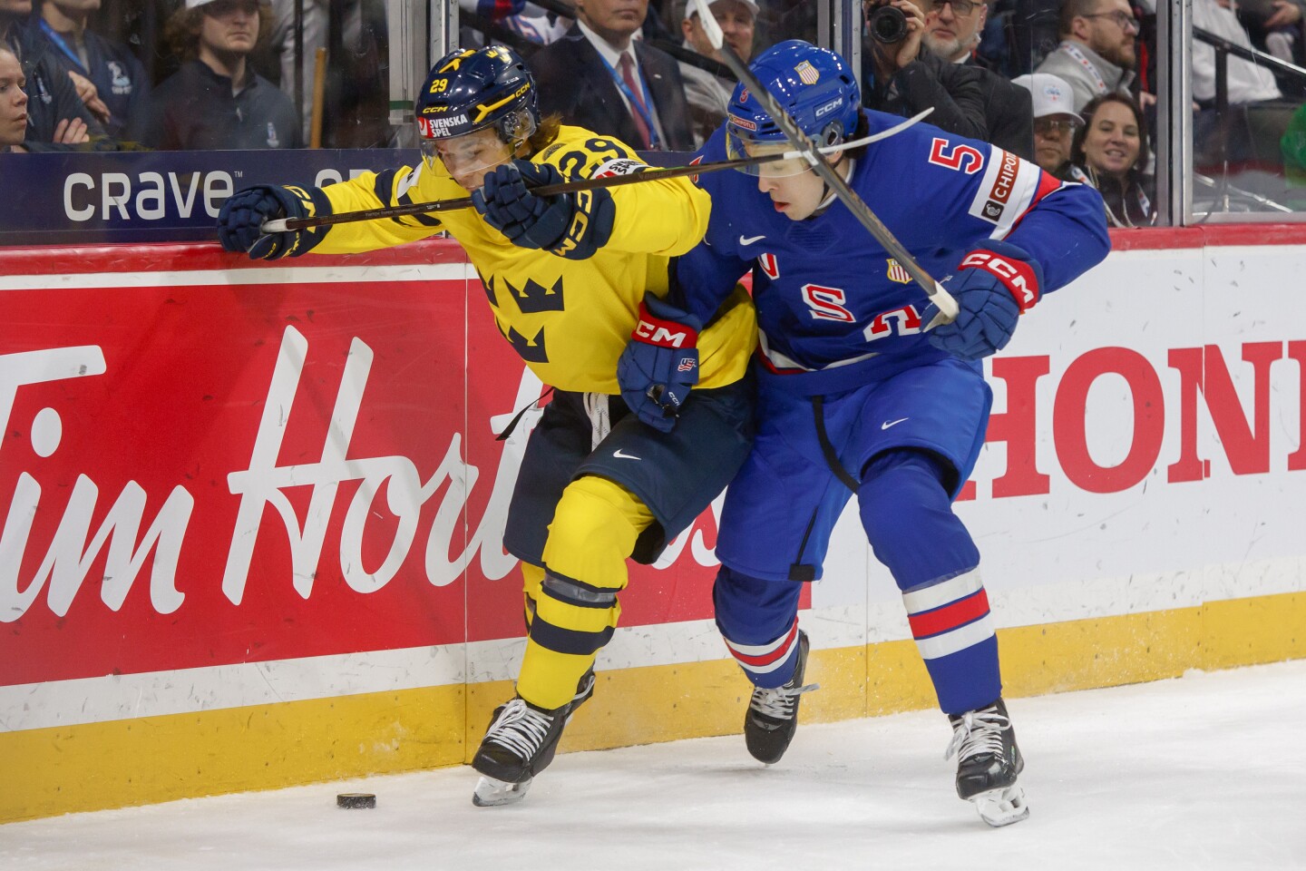 USA vs. Sweden World Junior Hockey