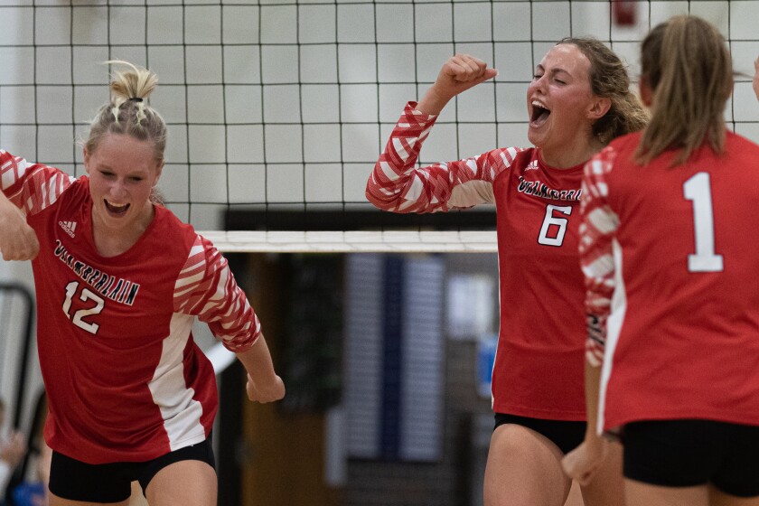 8-25-22VolleyballChamberlainvsParkston-14.jpg