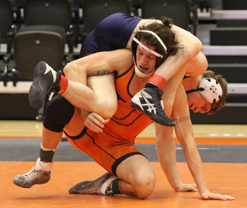 P UJ wrestling Aragon vs DSU Berg 020420.jpg