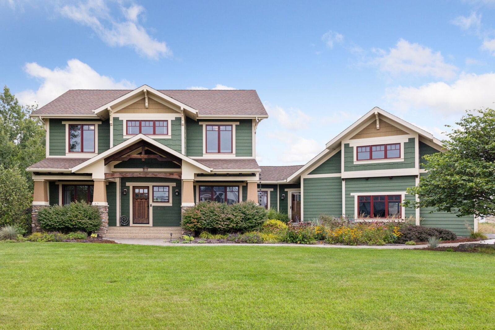 Rochester couple designs a ‘million little details’ in their 1900s style Craftsman home – Post Bulletin Rochester couple designs a ‘million little details’ in their 1900s style Craftsman home – Post Bulletin