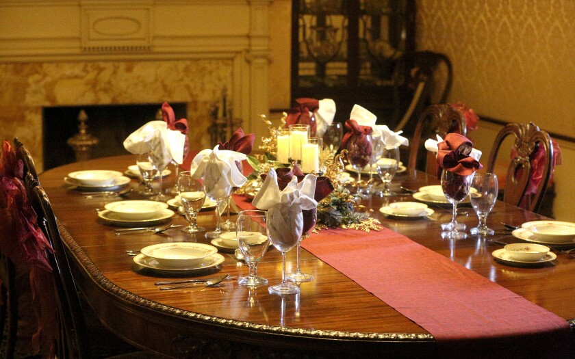 A decorated table at Glensheen