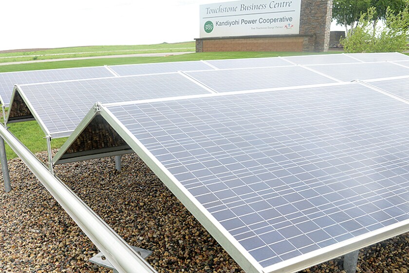 2562589+052816.n.wct_.solar-arrays.02.jpg