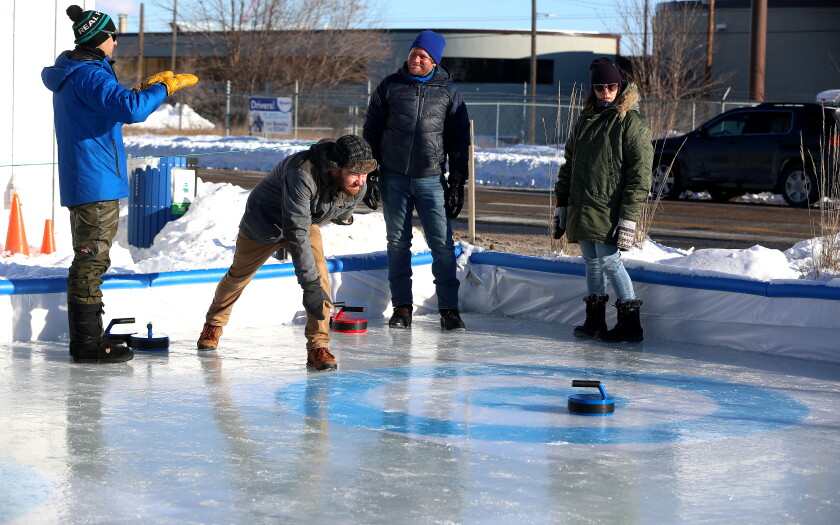 Outside Curling Rink Photos and video: Curling on outdoor ice - Duluth News Tribune | News ...
