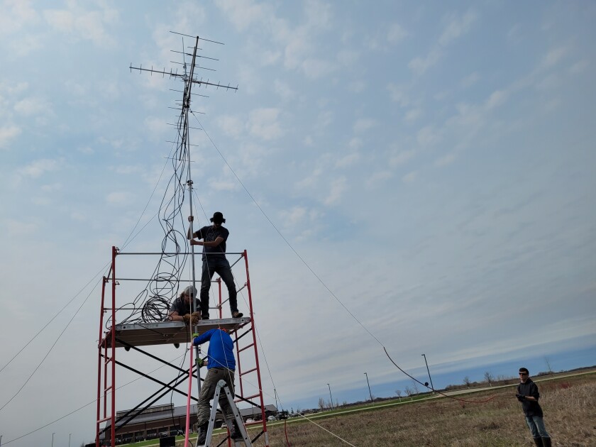 Erecting a tower.jpg