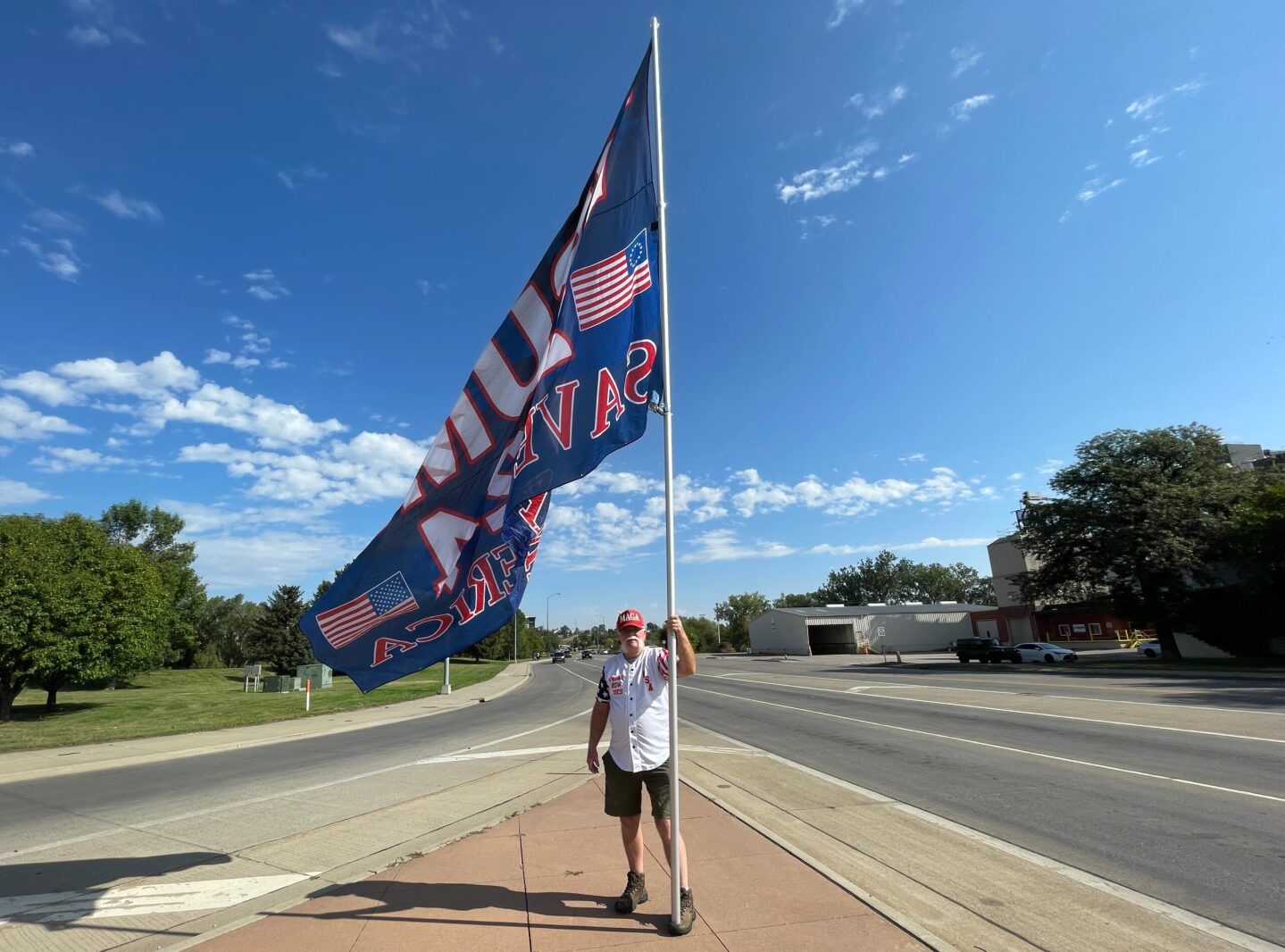 Hagen: Parenting advice on vulgar flags and the First Amendment ...