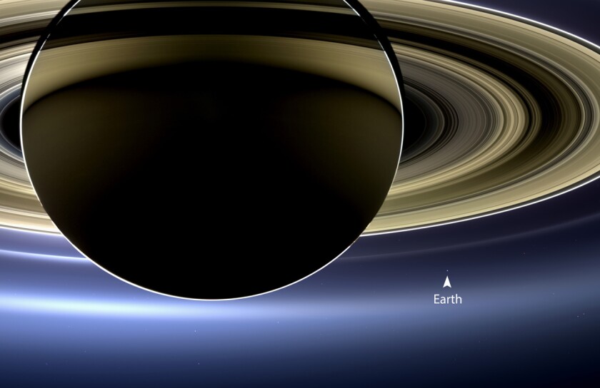 Země ze Saturn