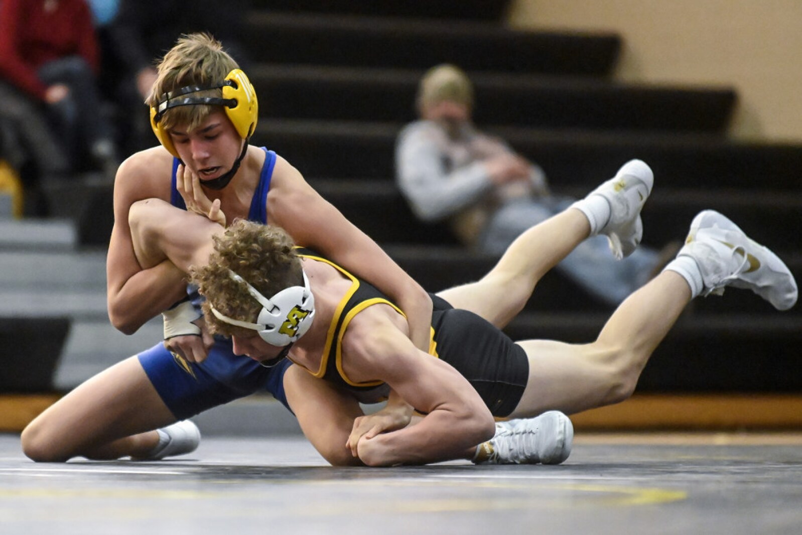 010122.KernelWrestling46.jpg