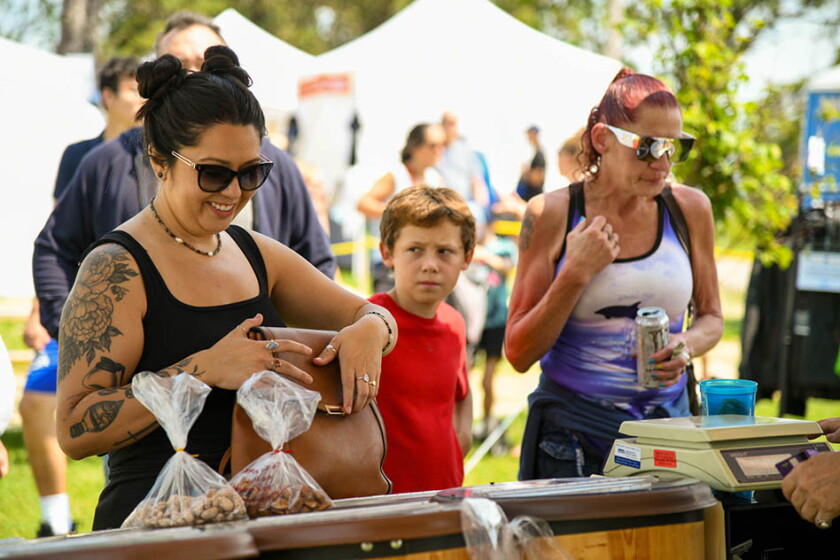Watermark Art Festival amasses hundreds at Library Park for 57th year ...
