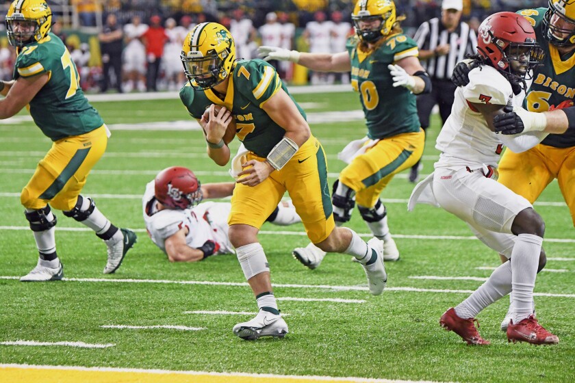 103022.S.FF.NDSUfootball